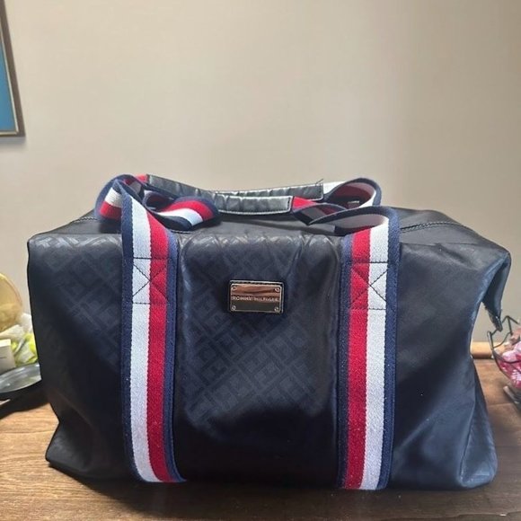 Tommy Hilfiger Other - Tommy Hilfiger Weekender Tote Bag Black w/ Compartments and Handles